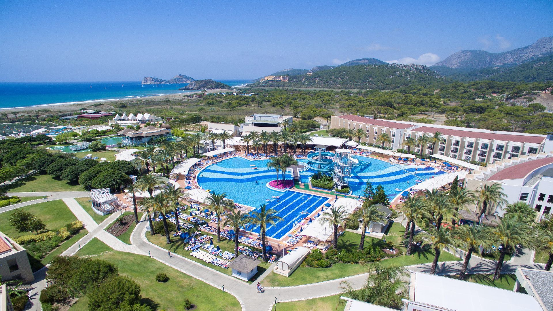 TUI BLUE Tropical ****