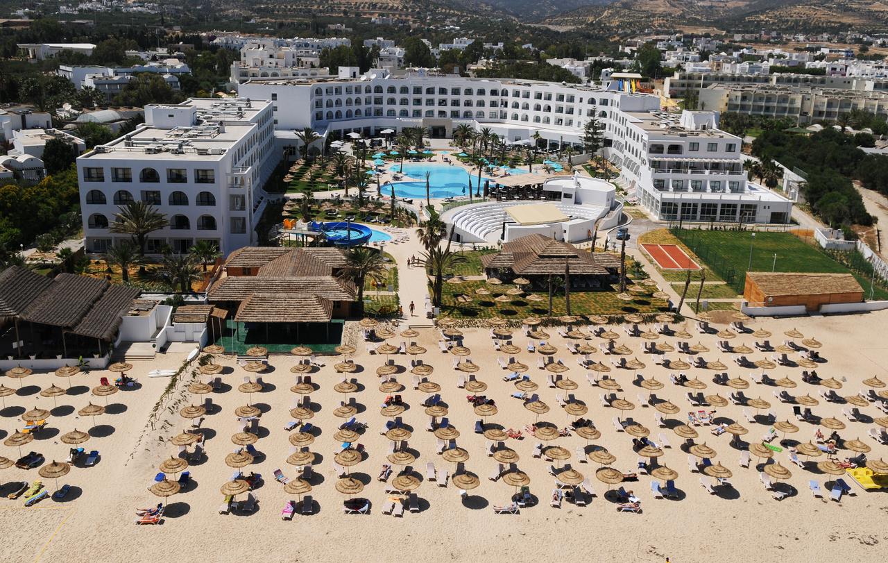 Nozha Beach Resort & Spa ****