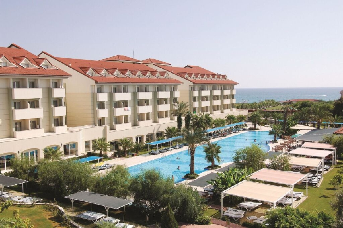 Sural Resort Hotel  *****