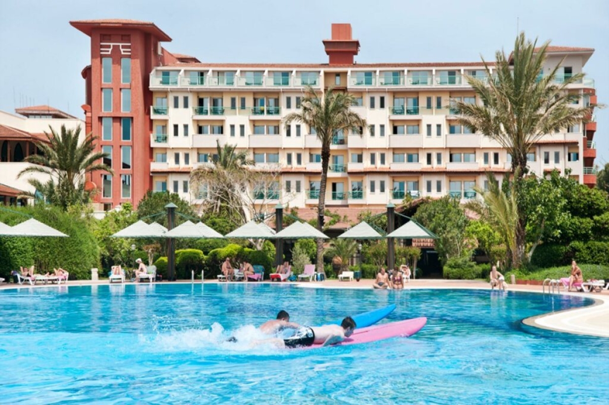 Belconti Resort Hotel *****