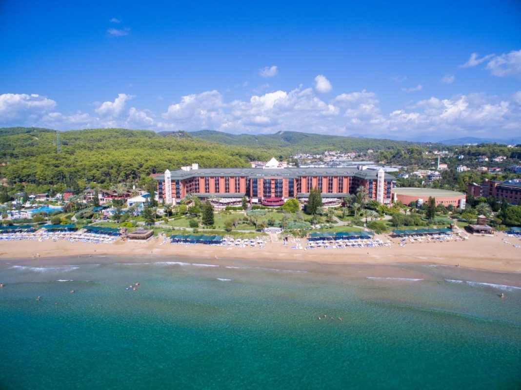 Aqi Pegasos Royal 5*