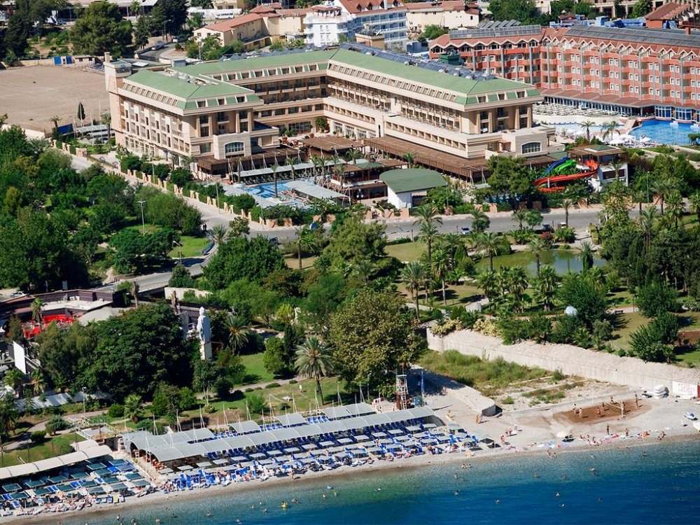 Crystal De Luxe Resort & Spa 5*