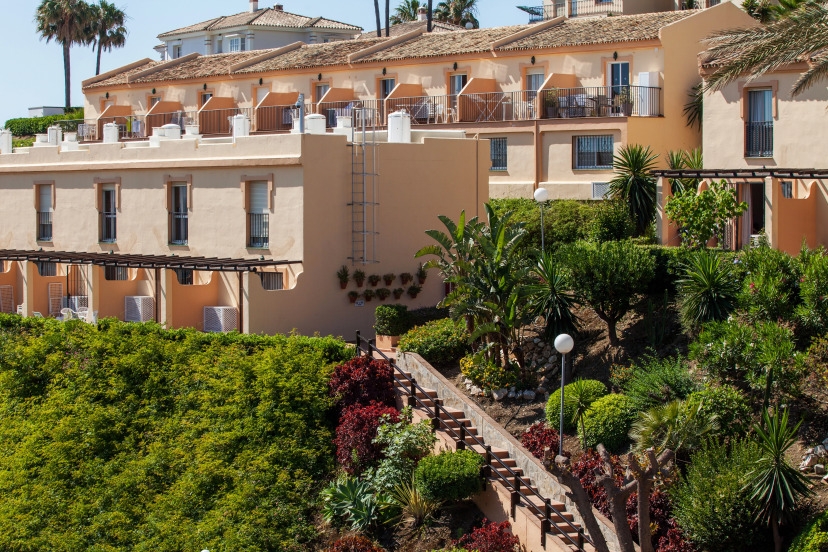 Ramada Hotel Costa del Sol 4*