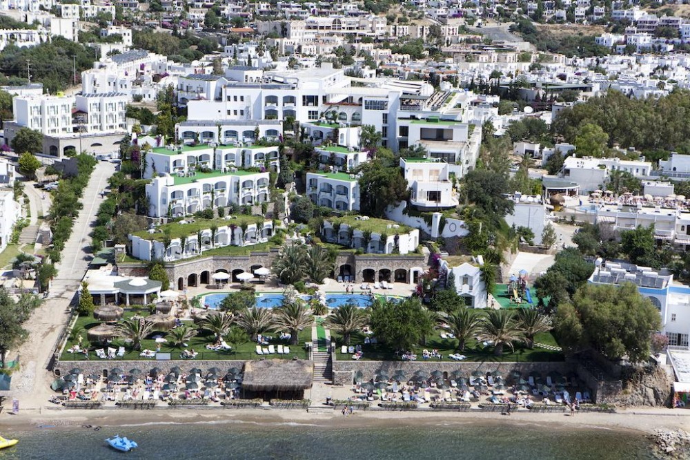 Почивка в Бодрум с автобус в Royal Asarlik Beach 5*