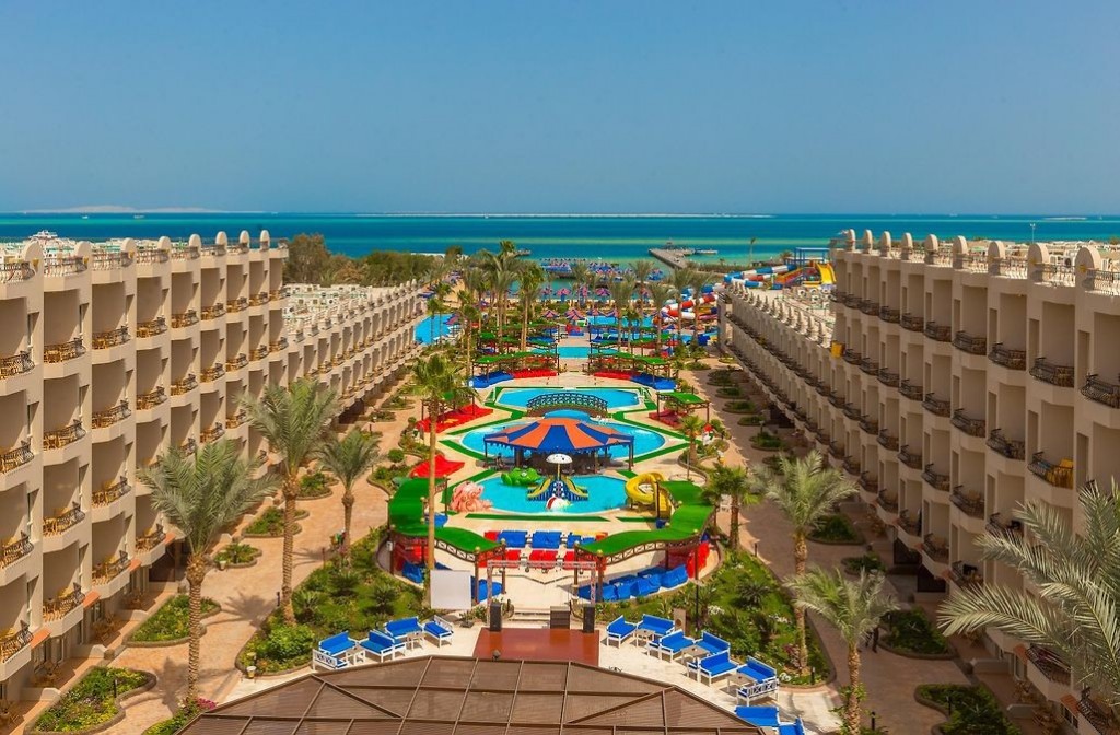 Почивка в Египет в Хургада в Sunrise Aqua Joy 4*