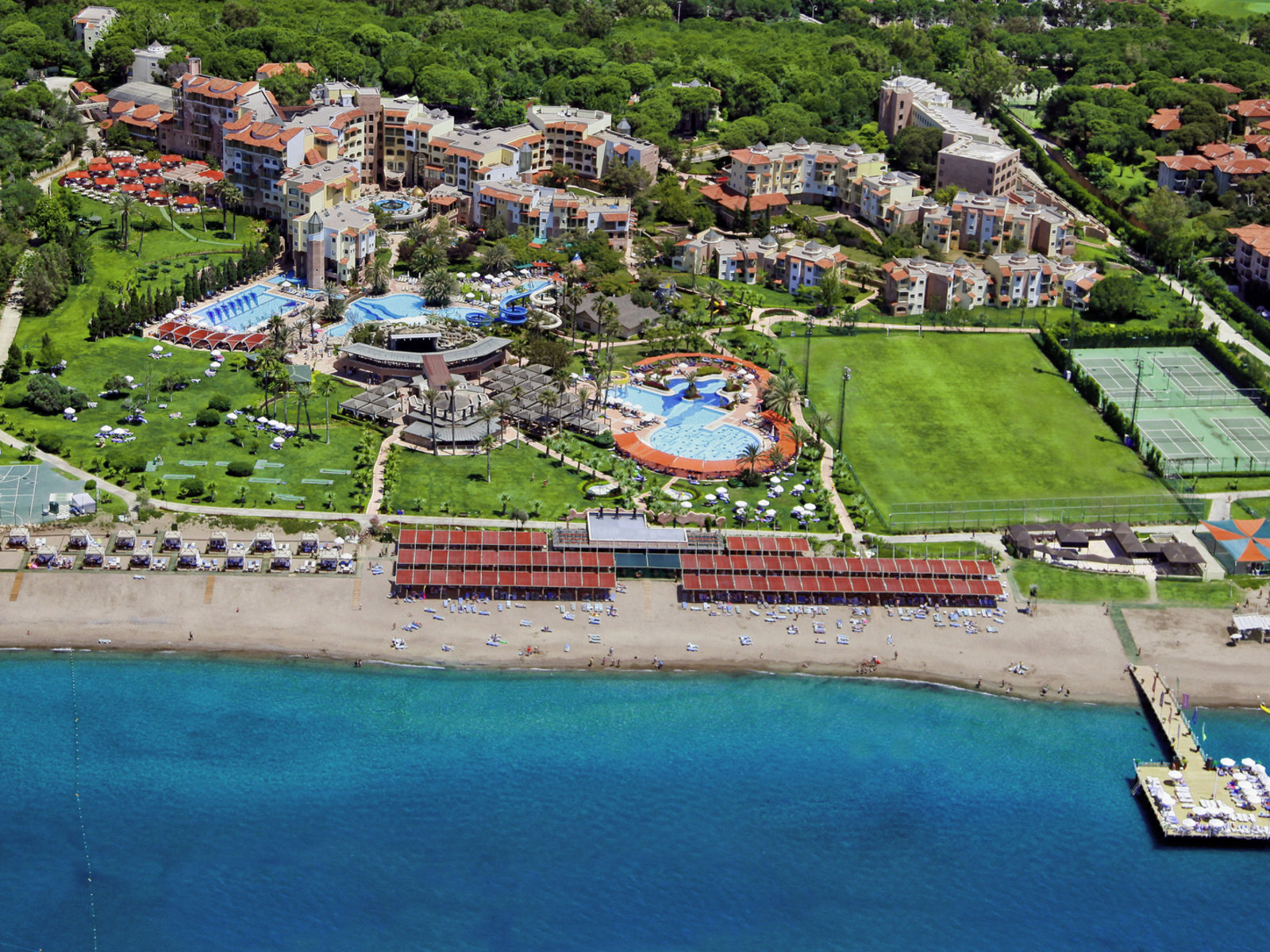 Почивка в Белек с автобус в Limak Arcadia Sport Resort 5*